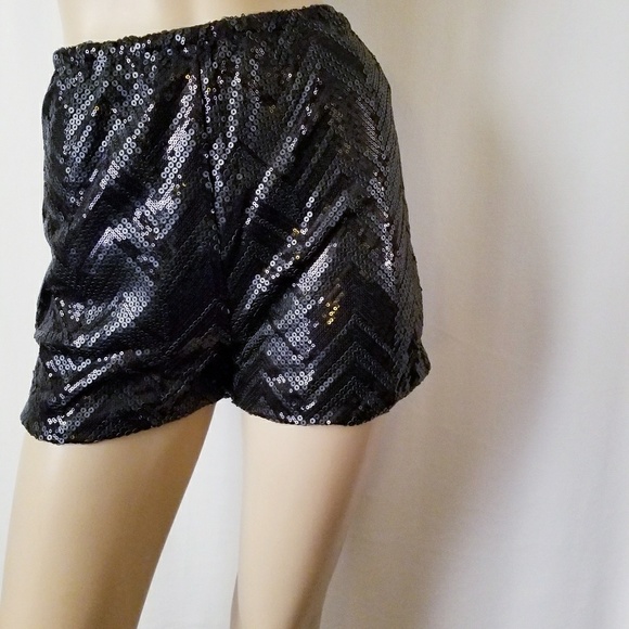 MittoShop Black Sequin Shorts  (S,M,L)(New) - Picture 4 of 7